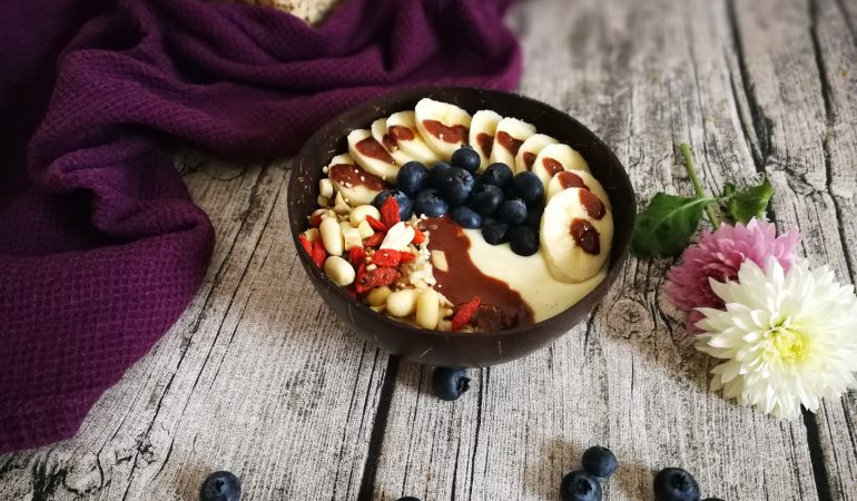 La recette du porridge aux flocons d&rsquo;avoine : votre allié pour un petit déjeuner plein d&rsquo;énergie